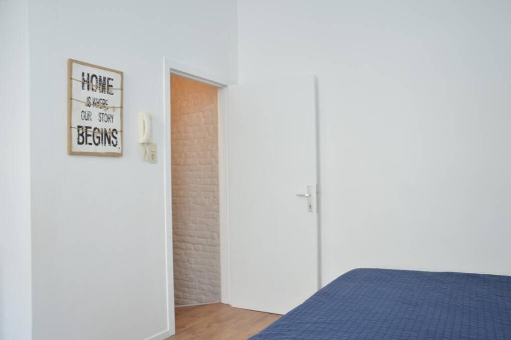 Ferienwohnung Awesome Studio In Marolles Brüssel Exterior foto